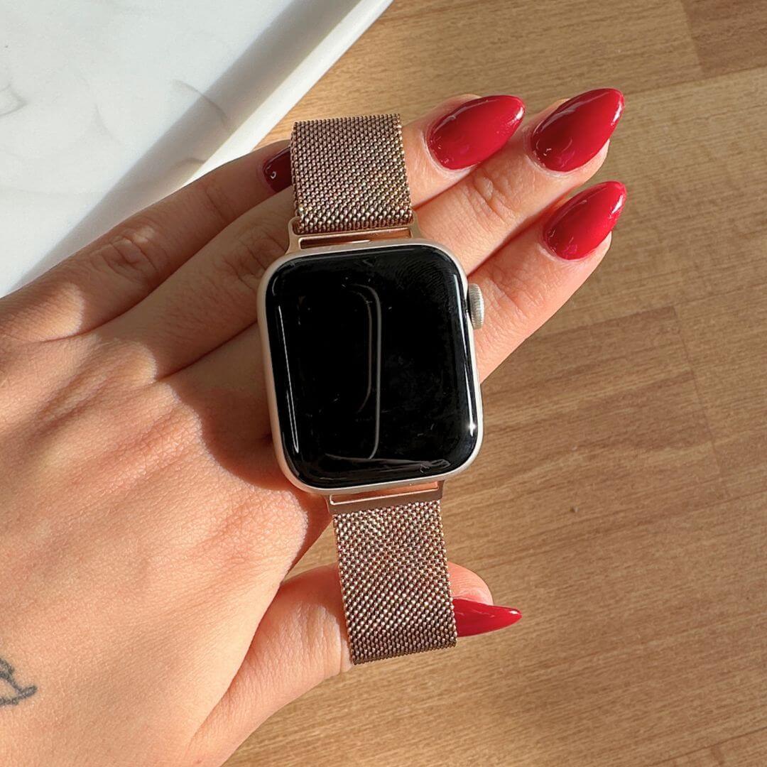 02 Apple Watch Metallarmband Lassana Rose Gold, Produktbild